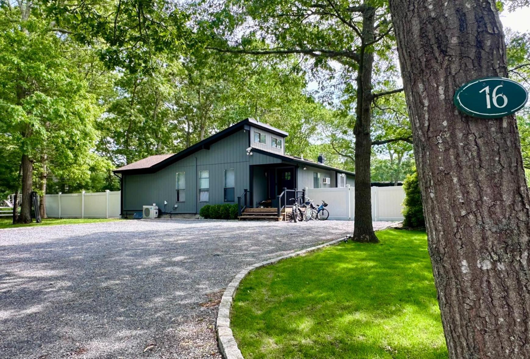 Nature'S Haven In The Hamptons With Pool Ист-Хэмптон Экстерьер фото